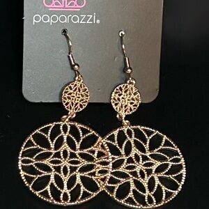 Paparazzi Intricate Gold Circle Earrings